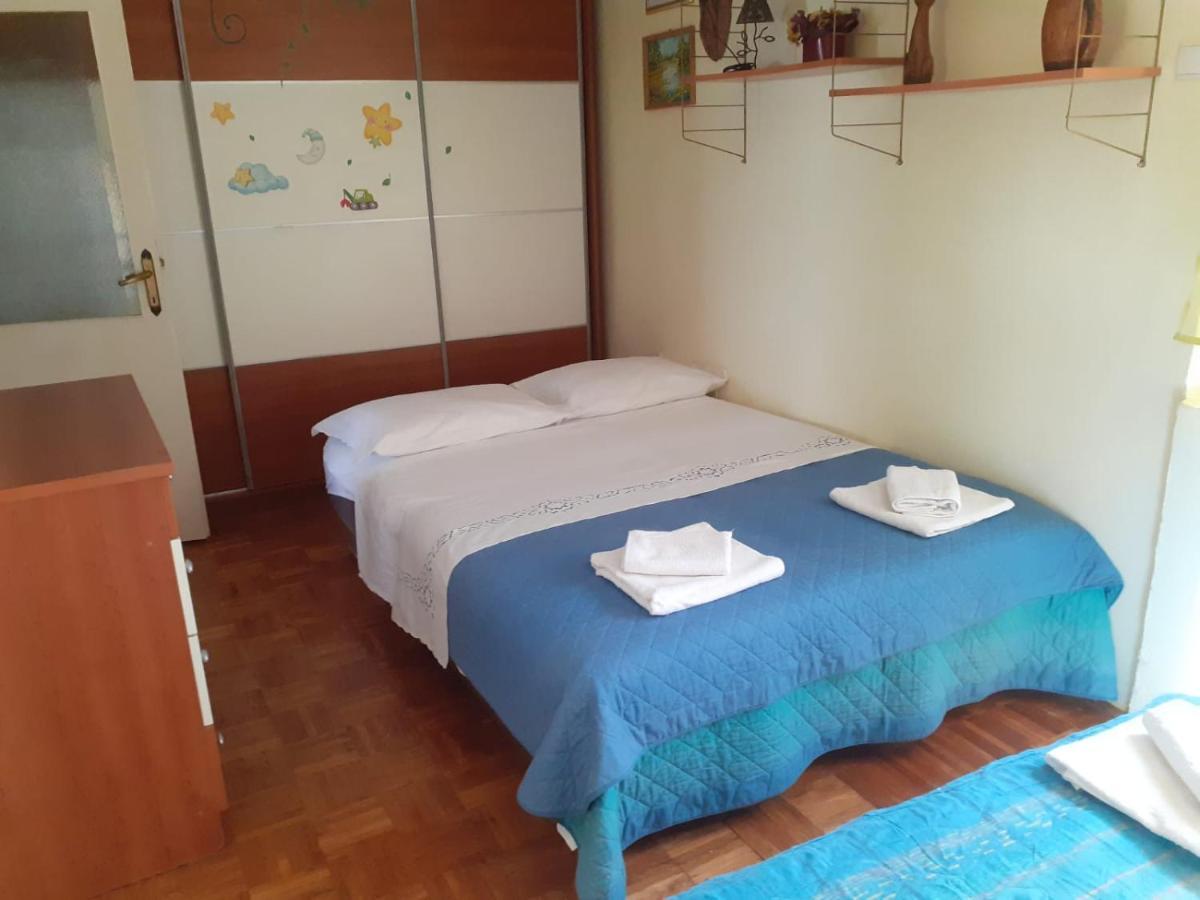 Jazine1 Apartman Zára Szoba fotó