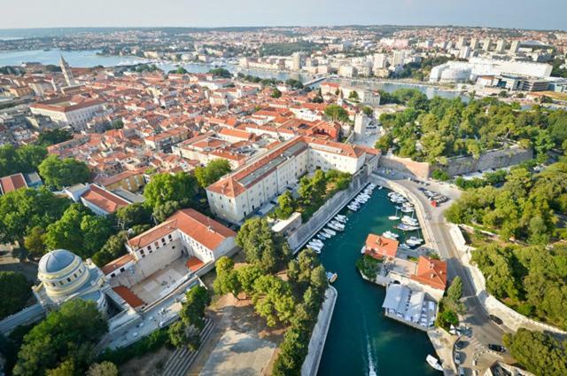 Jazine1 Apartman Zára Kültér fotó